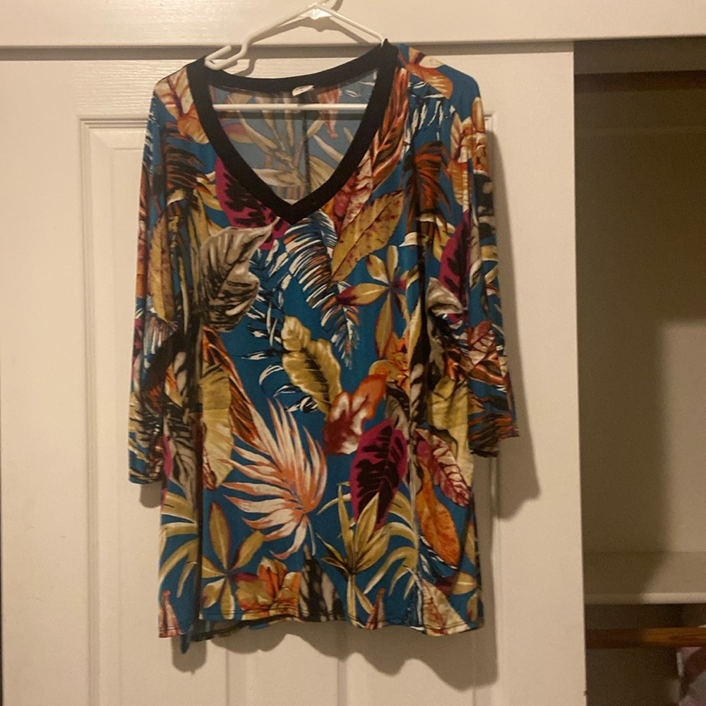 Blouse with multi- colored leaves